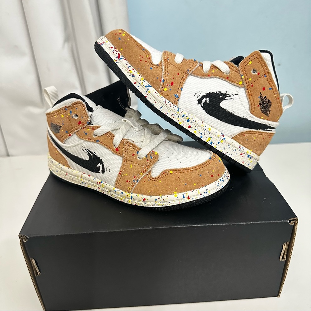 Jordan 1 Mid SE Brushstroke-Brand New Size 10 - Picture 1 of 9